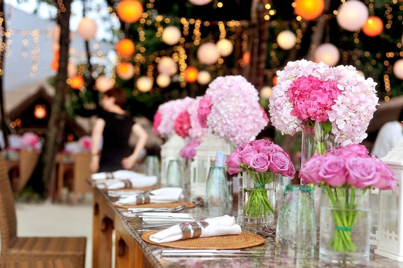 Gilded Glamour Table Setting